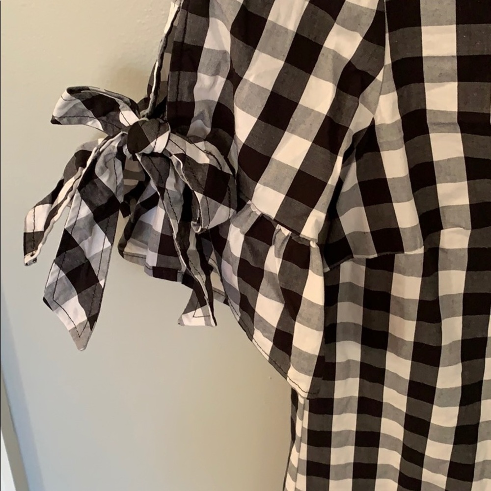 Dress - Picture 5 of 5